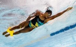 FINIS Axis Buoy -Swim Gear Central 1.05.041 image usage 43