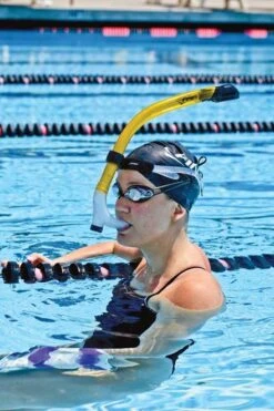 FINIS Snorkel Dry Top -Swim Gear Central 1.05.057 image usage 4