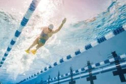 FINIS Edge Fin -Swim Gear Central 2.35.050 image usage 17