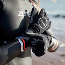 ZONE3 Neoprene Swim Gloves -Swim Gear Central neoprene gloves 4 1000x 2x 27a8fa56 8a10 48ed b4d1 804a0c005022